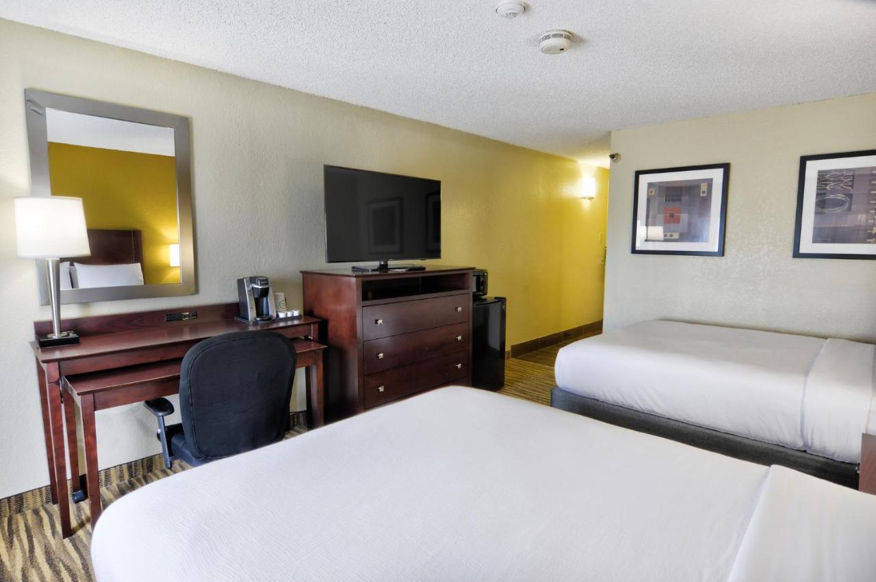 Holiday Inn St. Petersburg N - Clearwater, An Ihg Hotel Экстерьер фото